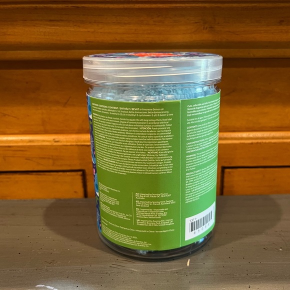 NEW Scentsy Narwhal Bitty Buddy Very Merry Cranberry - Picture 3 of 6